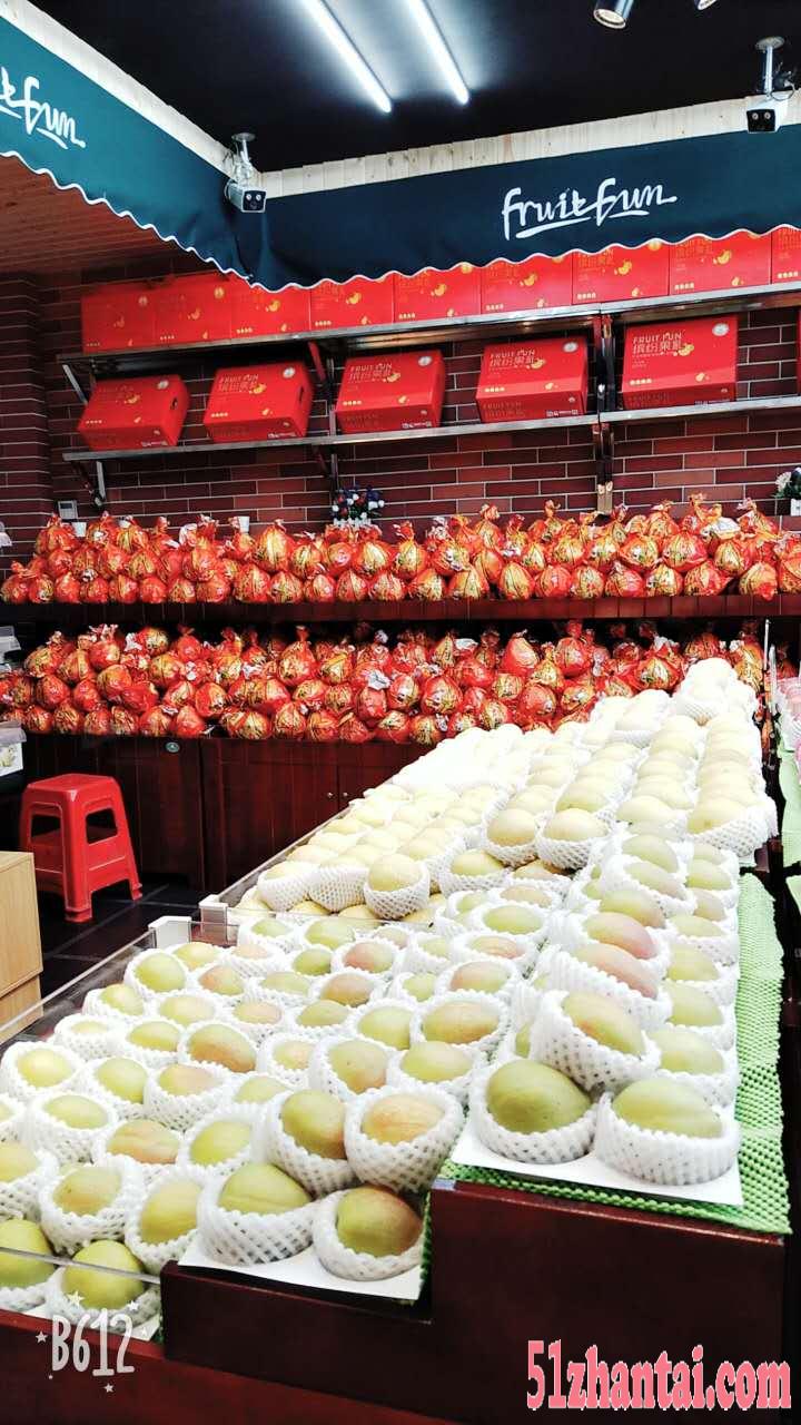 果缤纷打破常规的水果店做出自己的特色-图1