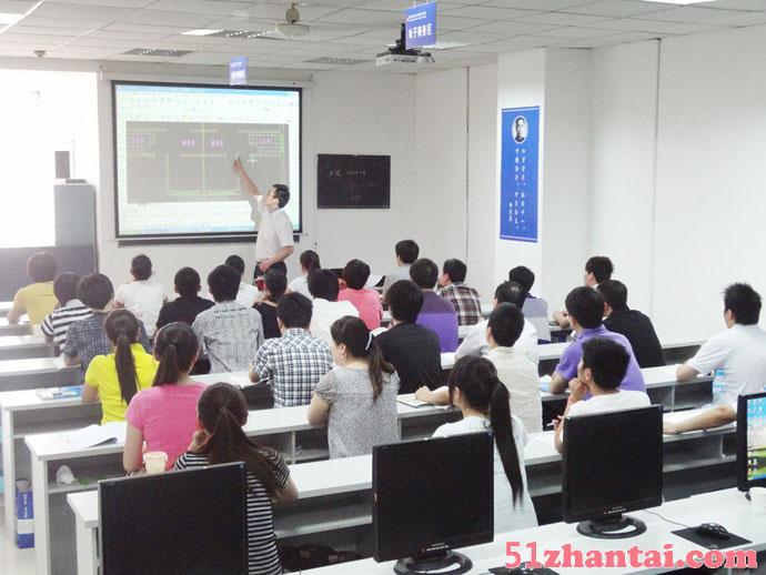重庆最好的电脑办公培训学校-图1