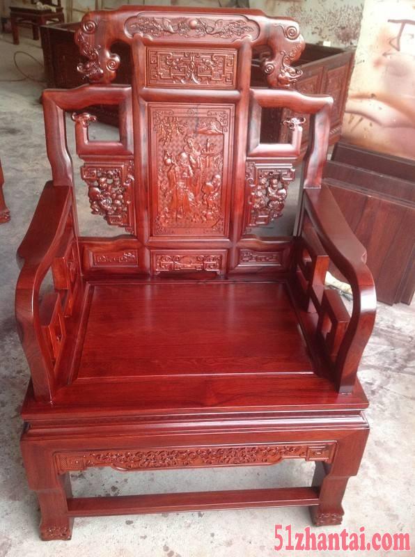 上海红木家具收购，长期高价回收更实惠-图1