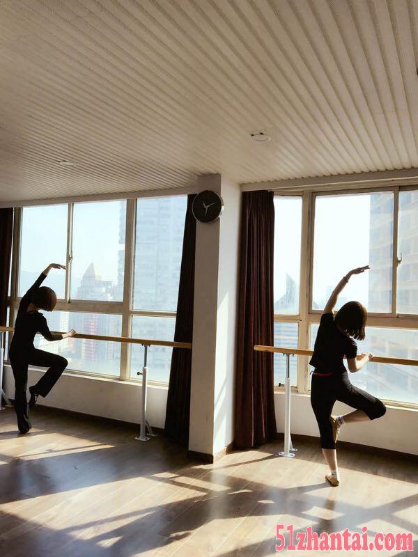 专业系统的中国舞暑假集训就在南京帝娃国际哦-图3