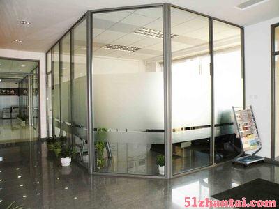 广州安装玻璃门和广州写字楼玻璃安装公司及玻璃价格多少-图1
