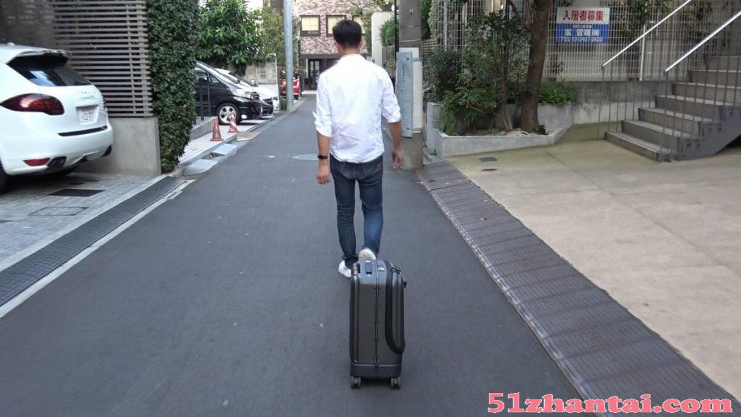 爱尔威SR5：智能跟随，是一款优秀行李箱的自我修养-图1