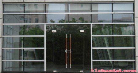 北京朝阳公园自动门安装不锈钢玻璃隔断安装加工厂-图1