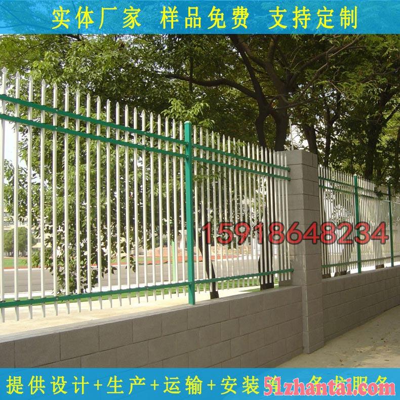 道路护栏雕刻版栏杆 黑色锌钢护栏 定制造型道路护栏 厂家直供-图1
